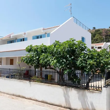 Holiday home Villetta Acacie San Vito Lo Capo