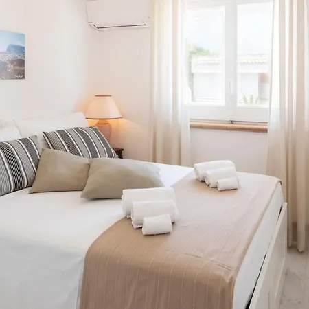 Villetta Acacie Holiday home *